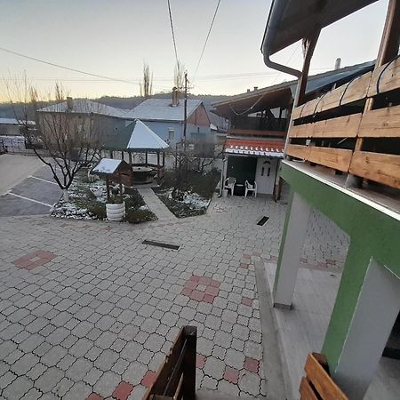 Guest House Vila Banjica ปิโรต์ ภายนอก รูปภาพ