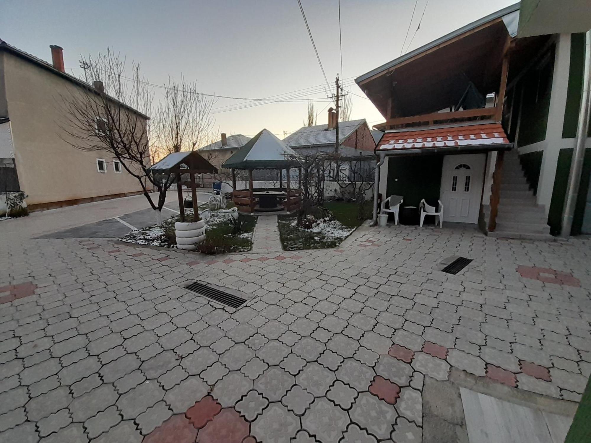 Guest House Vila Banjica ปิโรต์ ภายนอก รูปภาพ