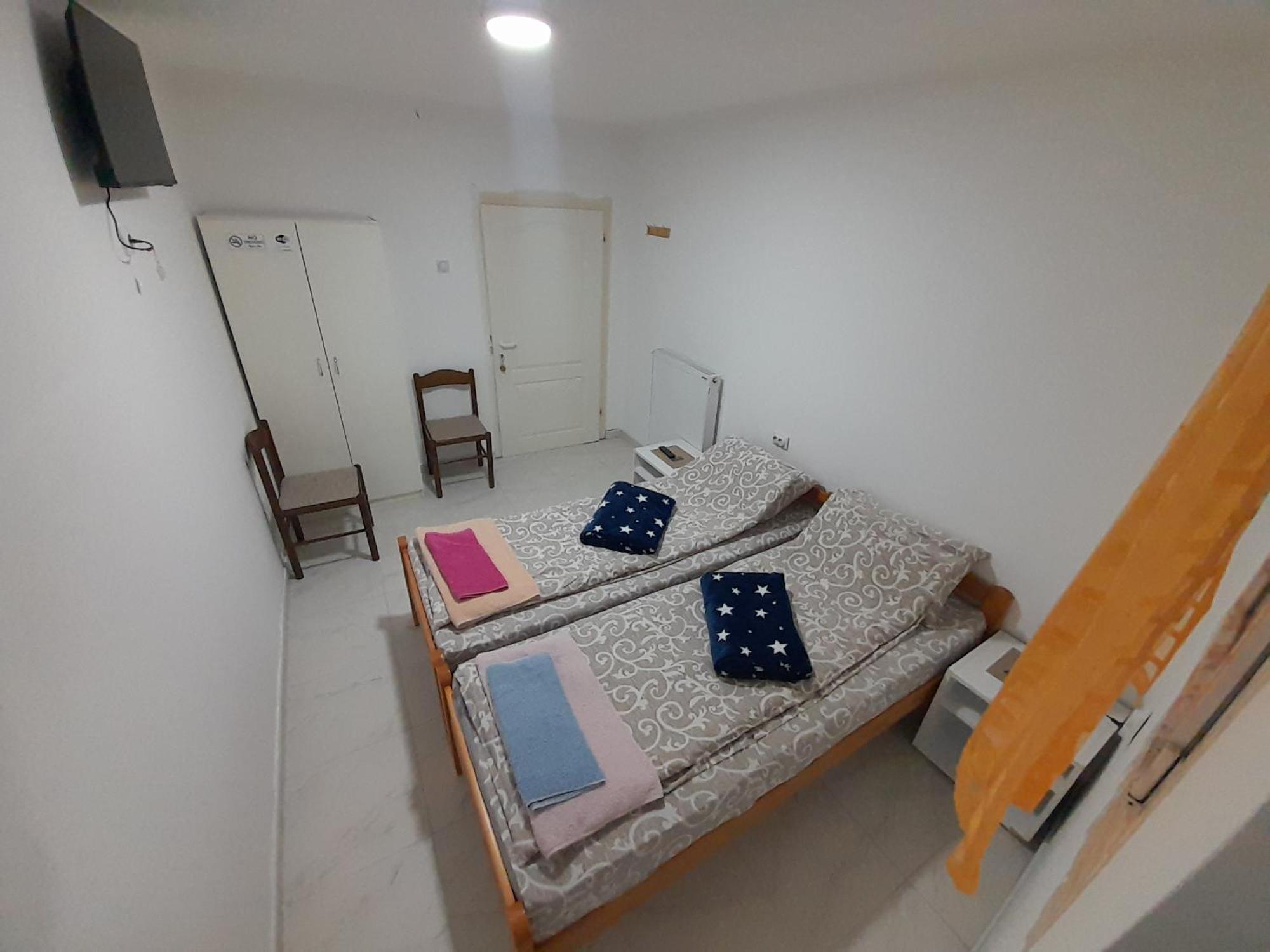 Guest House Vila Banjica ปิโรต์ ภายนอก รูปภาพ