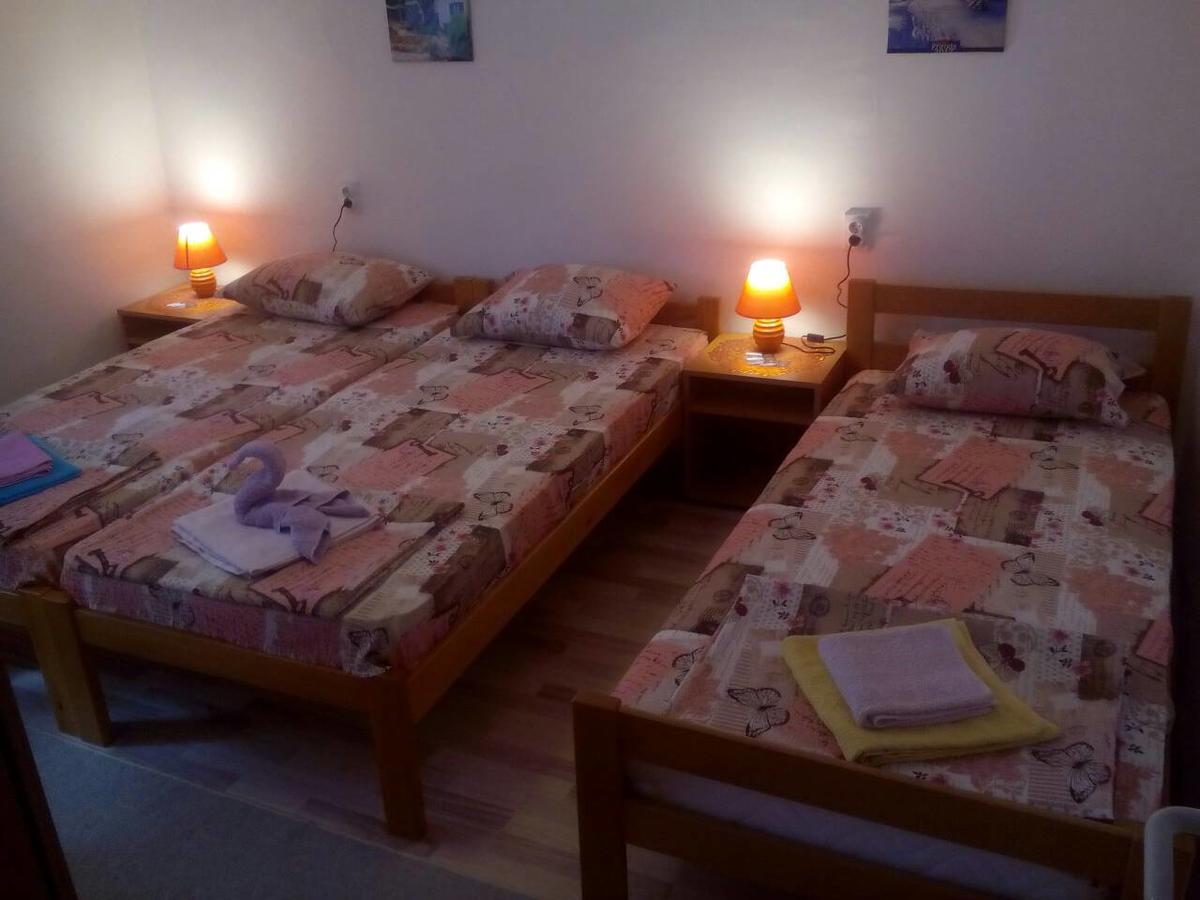 Guest House Vila Banjica ปิโรต์ ภายนอก รูปภาพ