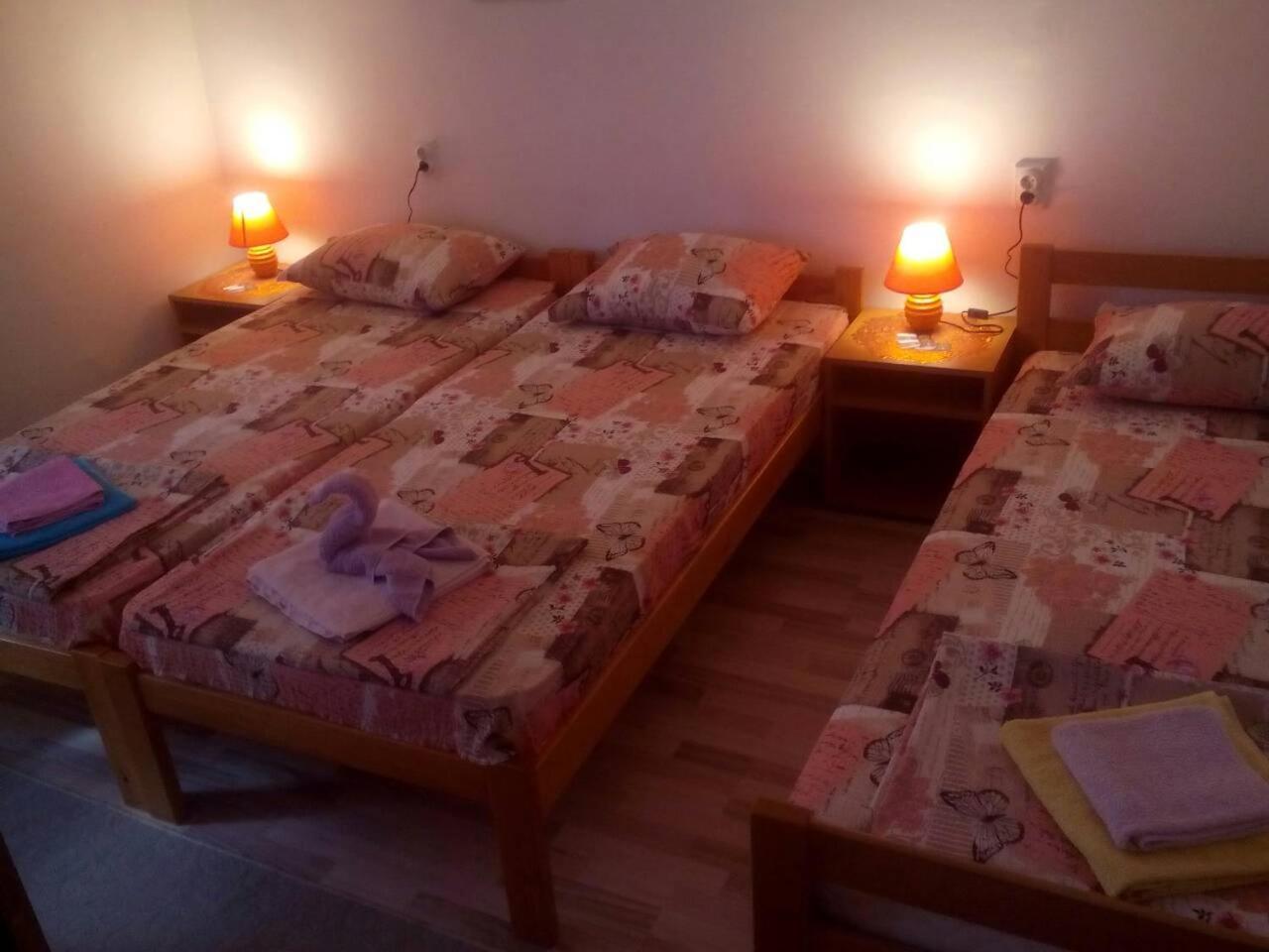 Guest House Vila Banjica ปิโรต์ ภายนอก รูปภาพ