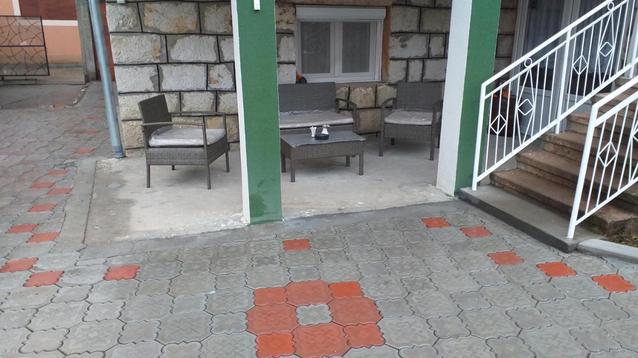 Guest House Vila Banjica ปิโรต์ ภายนอก รูปภาพ