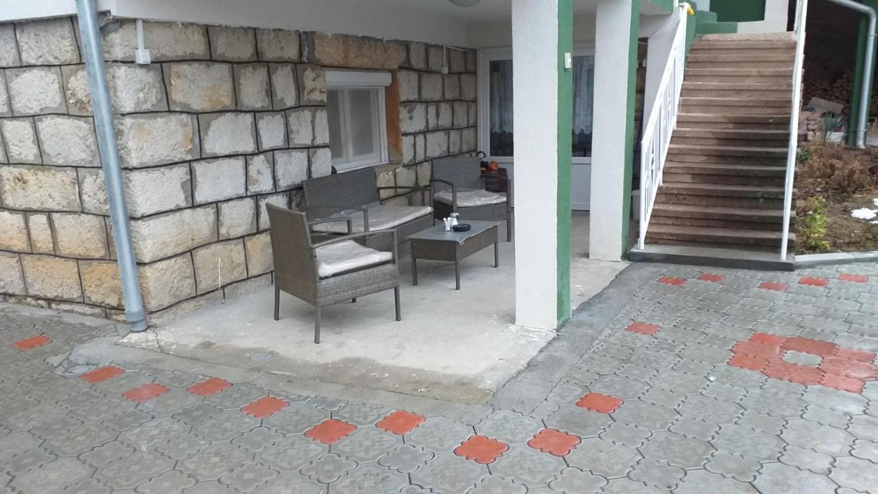 Guest House Vila Banjica ปิโรต์ ภายนอก รูปภาพ